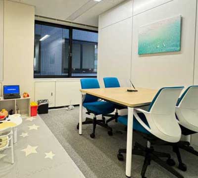 福岡オフィス会議室
